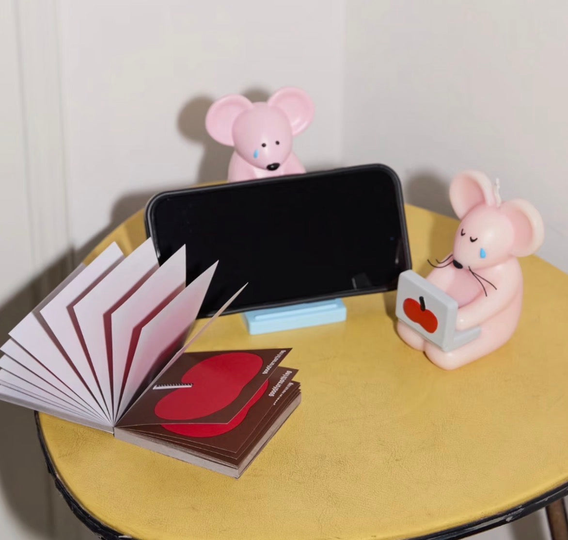 【NEW】Hustle mouse～Phone Stand & Candle Gift box